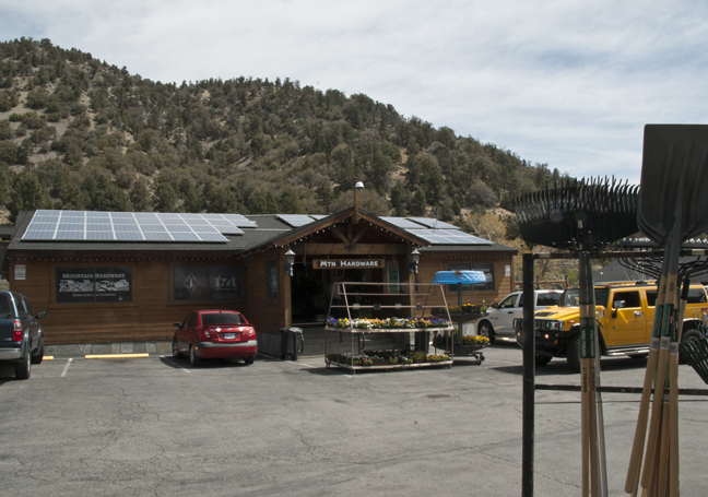 Mountain Hardware in Wrightwood